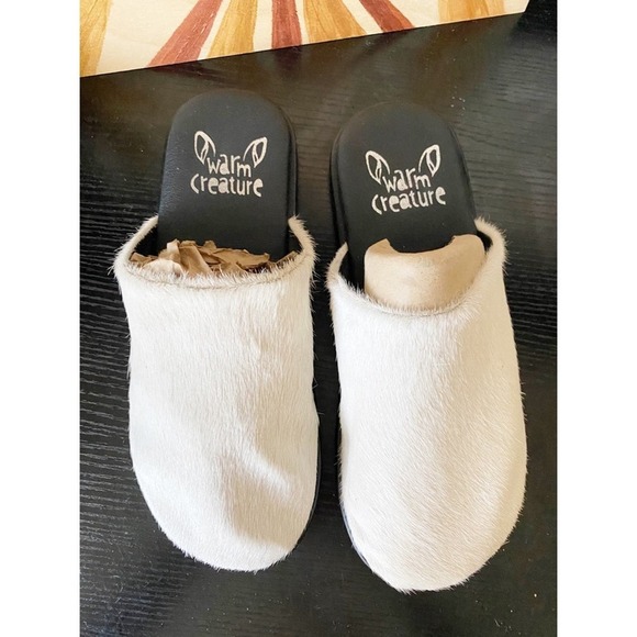 Warm Creature Esme Hair Slip On Leather Black White Slipper Size 8.5 B - Picture 1 of 8